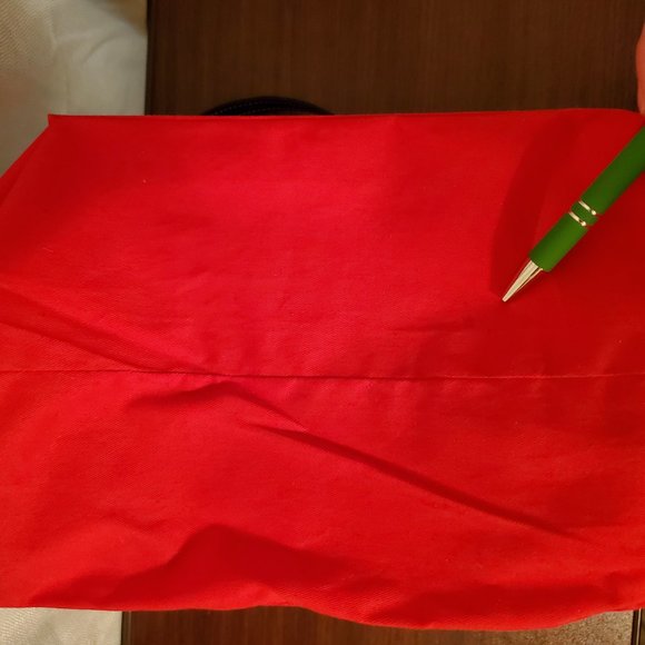 Dooney & Bourke Disney Pirates of the Caribbean handbag - Picture 6 of 8